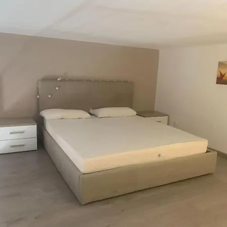 Apartman Odeon In Centro A *
