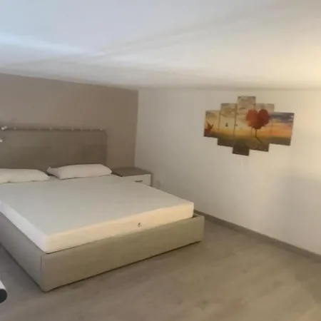 Odeon In Centro A Appartement Livourne